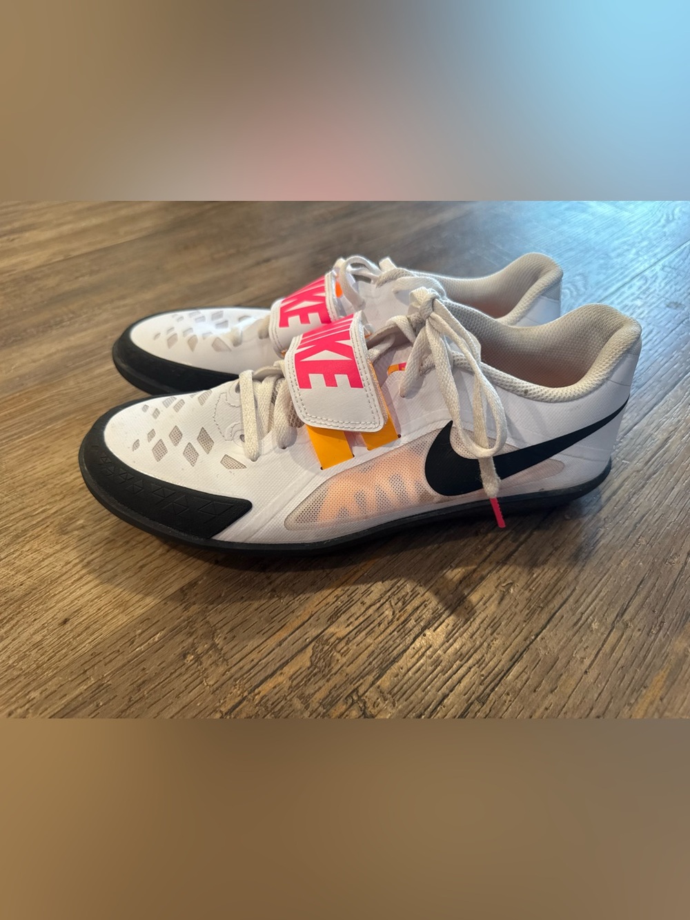 Nike Zoom Rotational 6 Track & Field Theowing Shoes White and Pink Sz 9